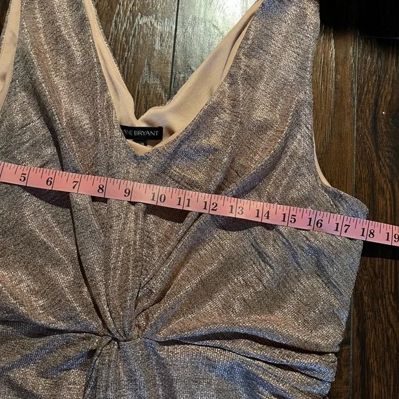 Elegant Metallic Rosegold Sleeveless Dress Size 14/16 - Picture 9 of 14